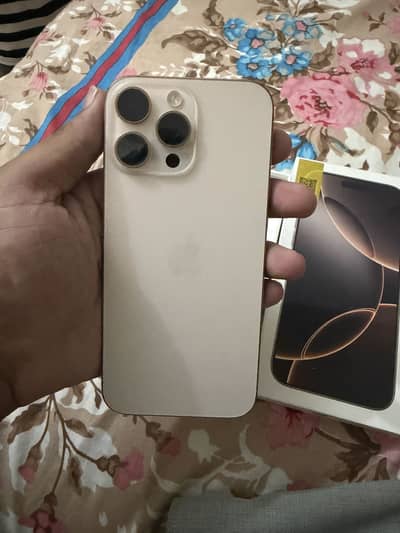 Apple iPhone 16 Pro Max