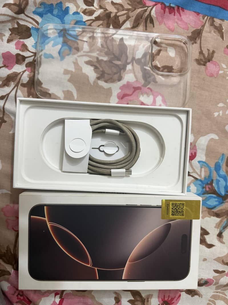 Apple iPhone 16 Pro Max 3