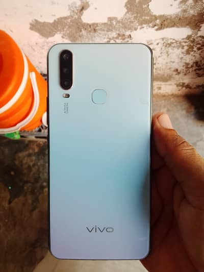 Vivo Y17