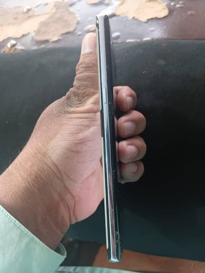 Samsung Mobile Note 8 6