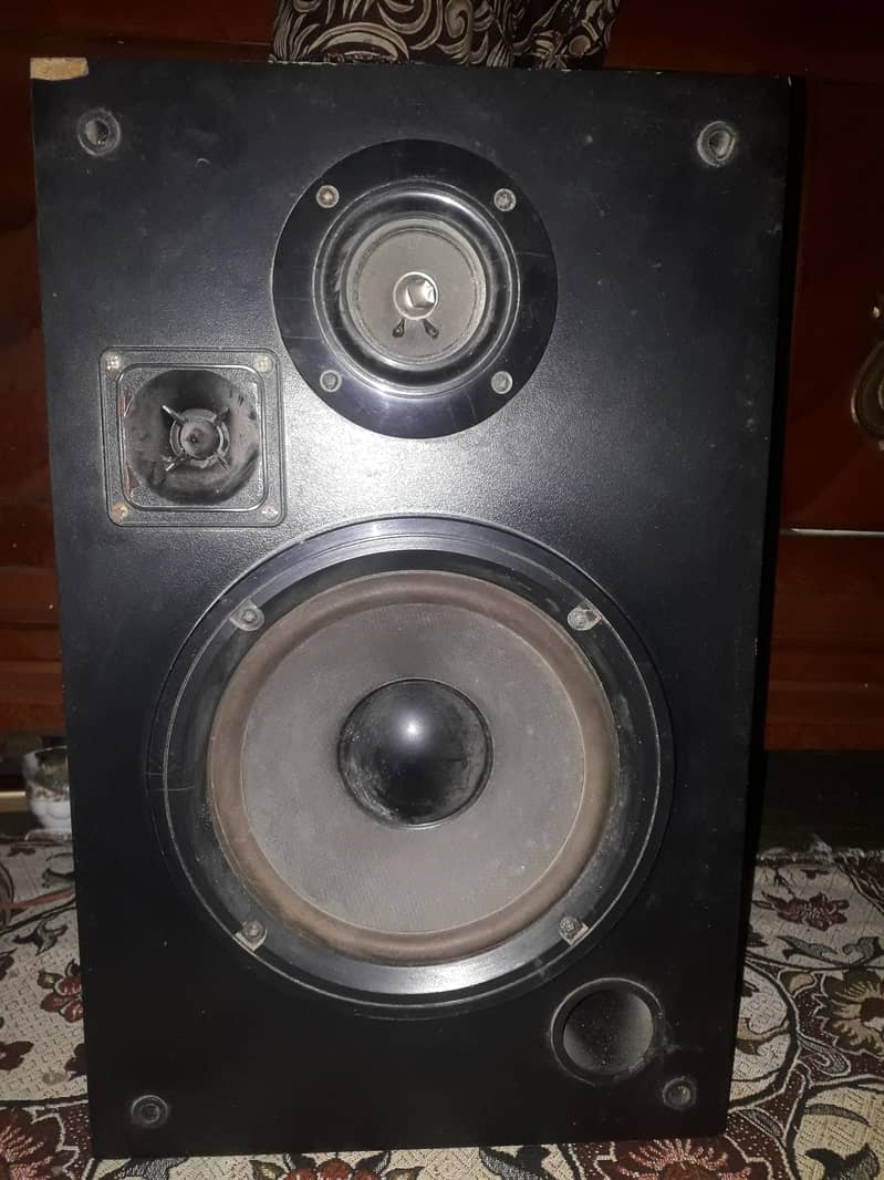 speakers 0