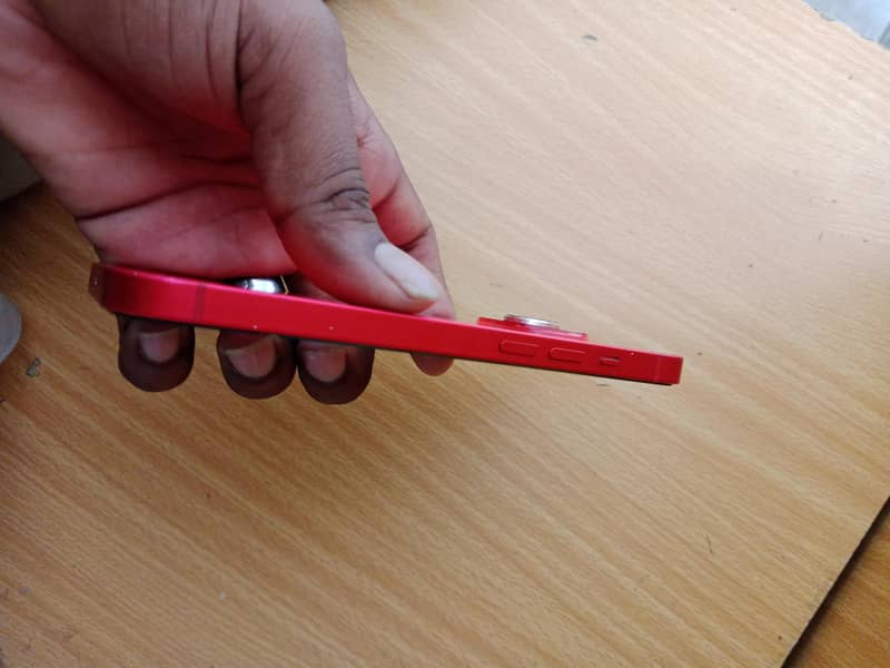 Apple iPhone 14 1