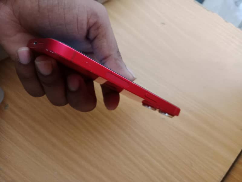 Apple iPhone 14 2