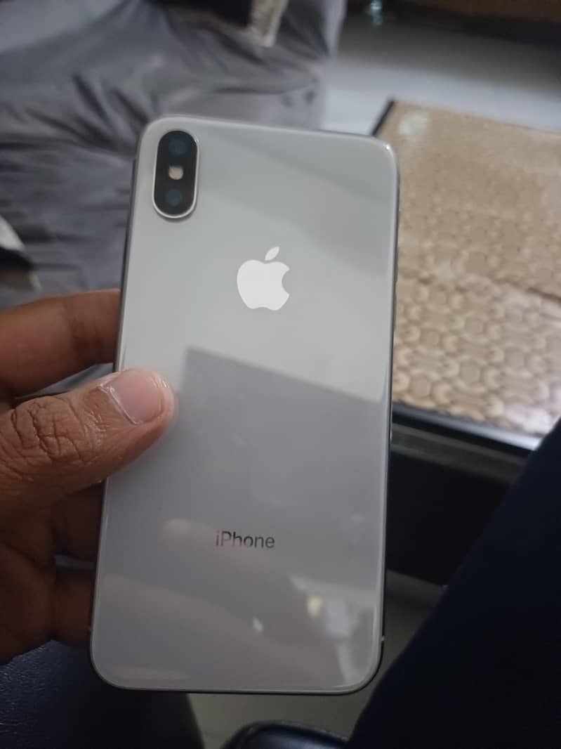 Apple iPhone X 0