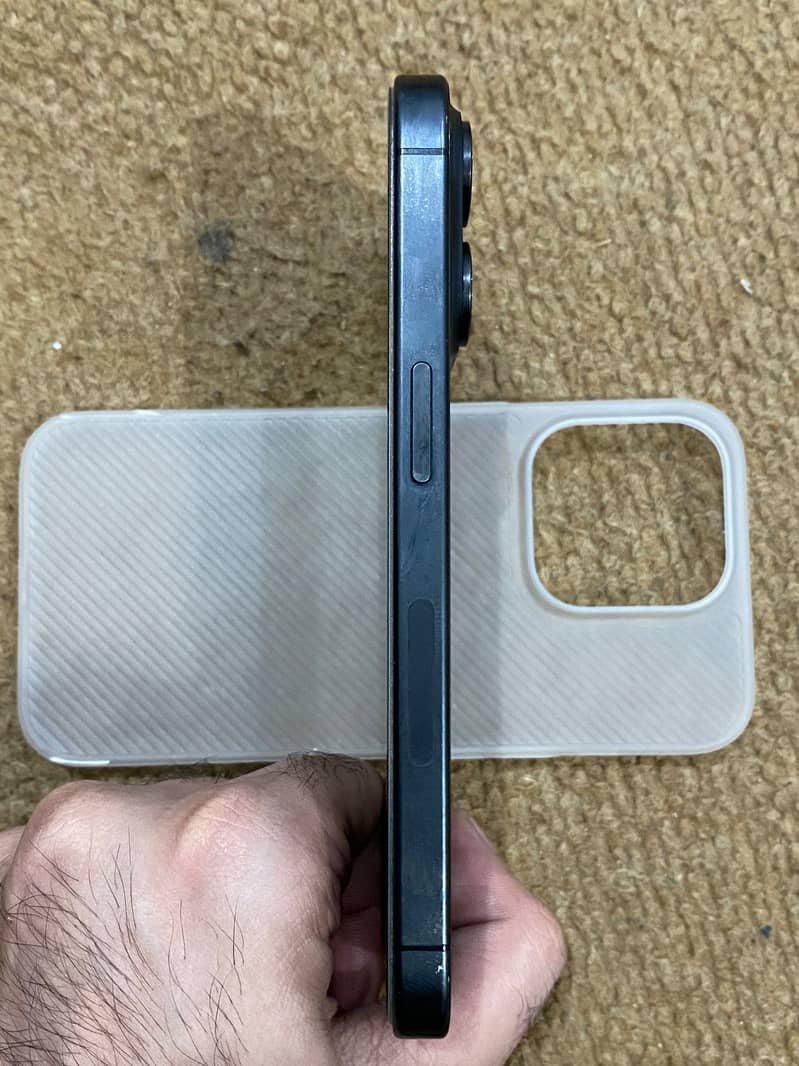 Apple iPhone 15 Pro 5