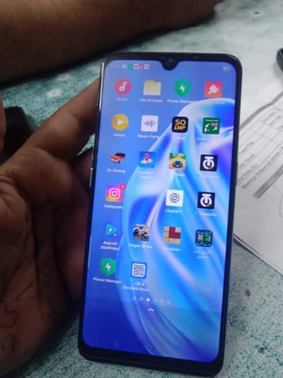 OPPO F15
