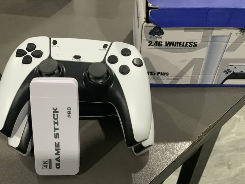 M15plus with wireless controllers 5