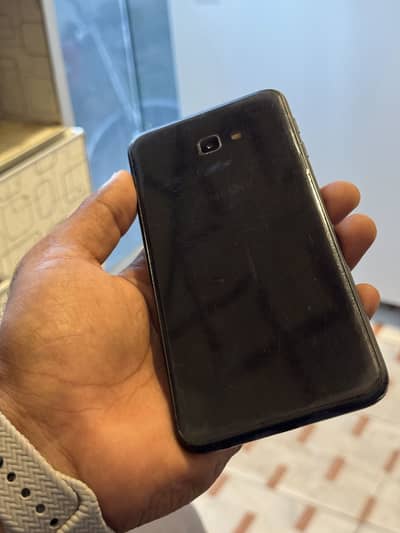 Samsung Mobile J4 Plus