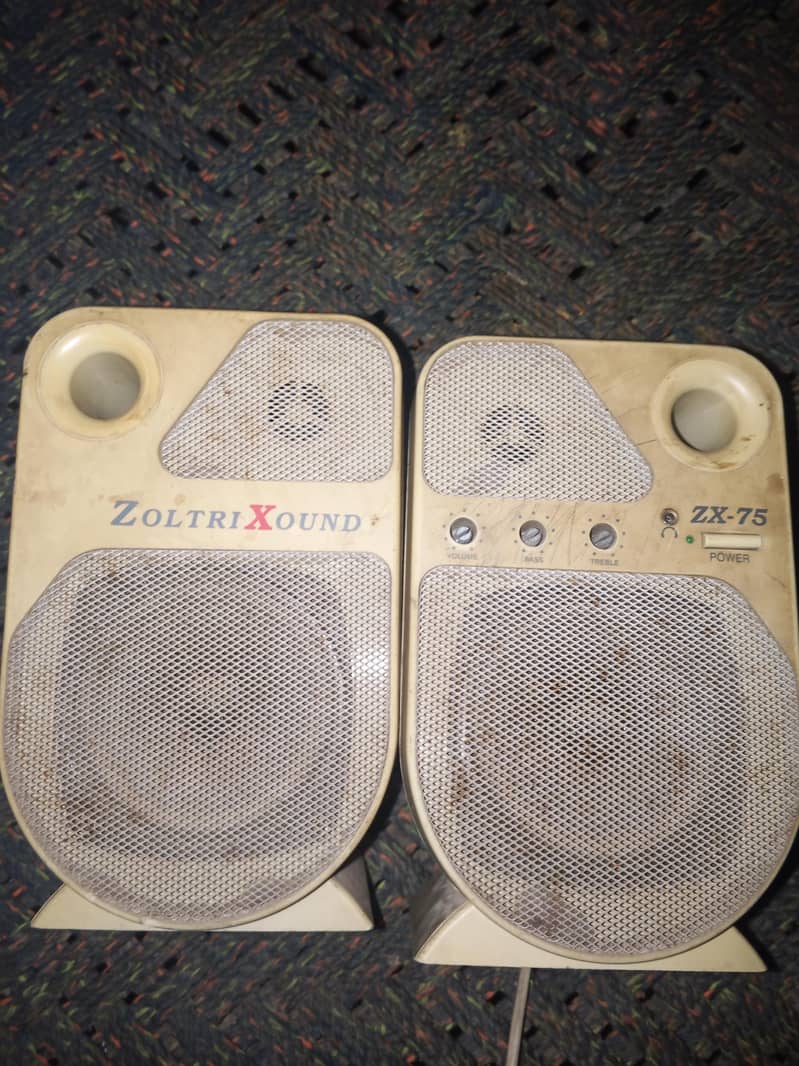 speakers 0