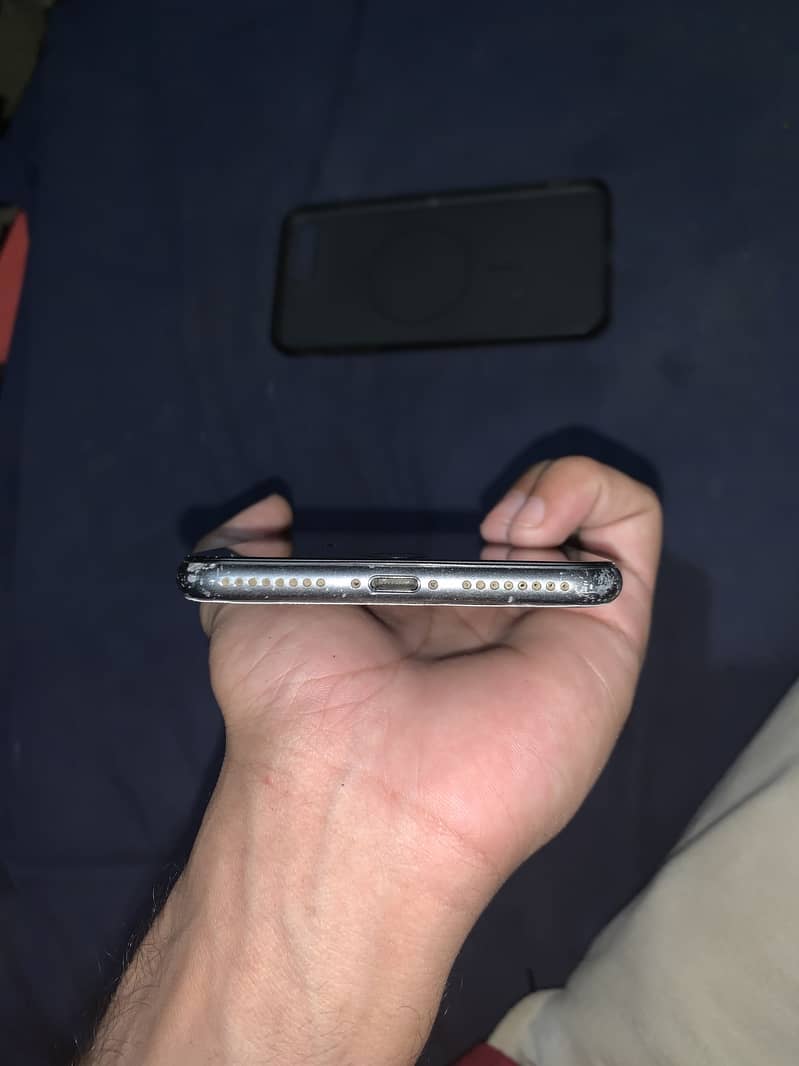 Apple iPhone 8 Plus 7