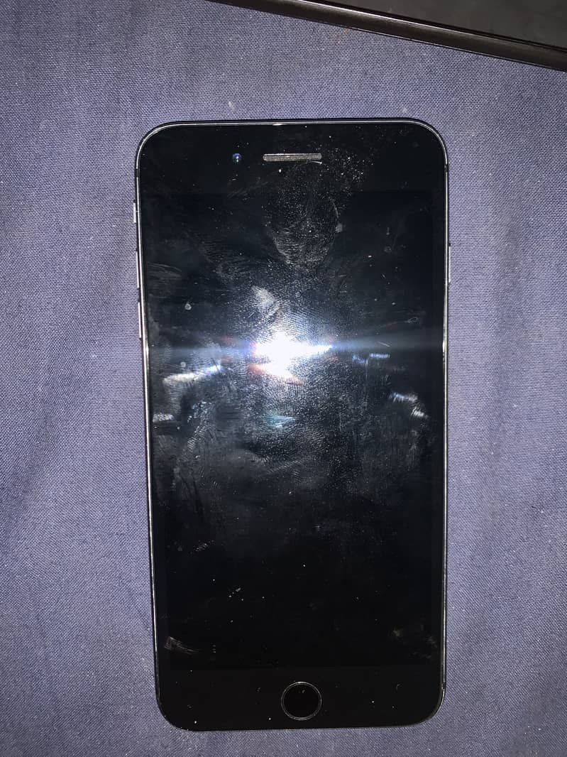 Apple iPhone 8 Plus 8