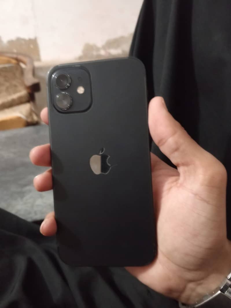 iPhone 12 2