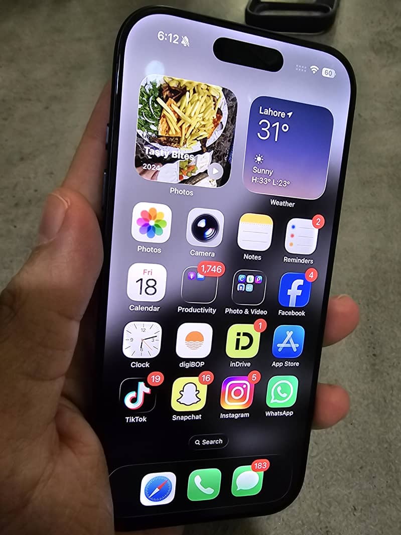 Apple iPhone 17 Pro 1