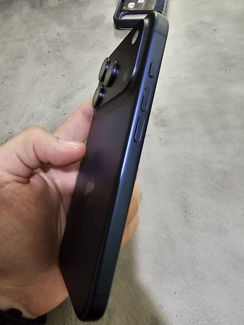 Apple iPhone 17 Pro 2