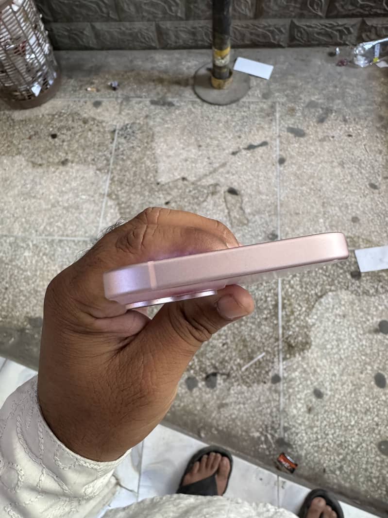 Apple iPhone 15 1
