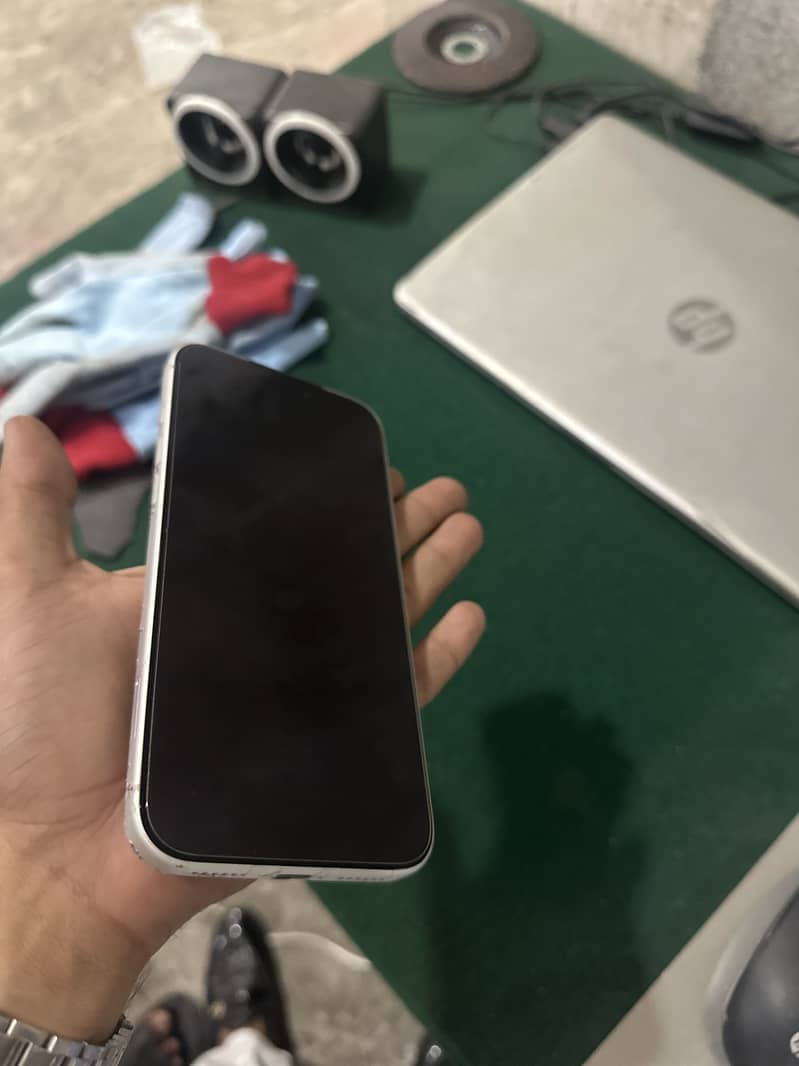 Apple iPhone 17 Pro Max 3