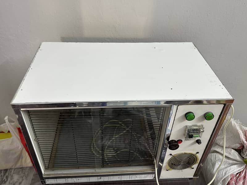 Automatic brooder 3