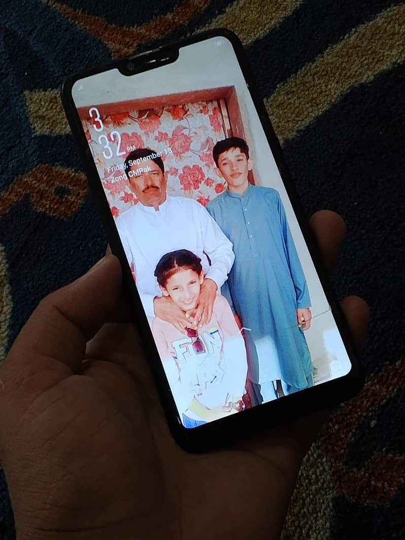 OPPO A12e 1