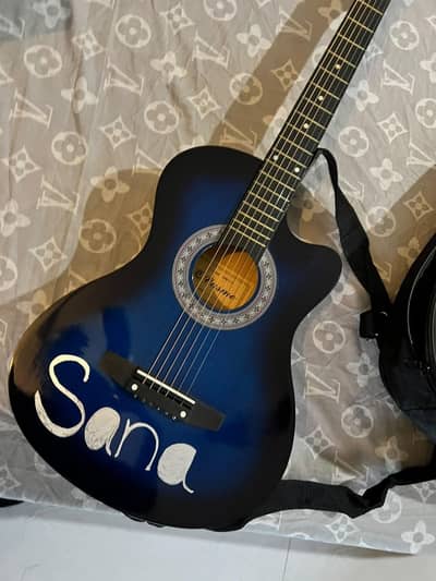 GUITAR FOR SALE