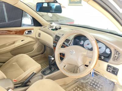 Nissan Sunny 2009
