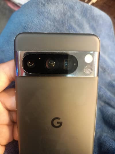 Google Pixel 8 Pro