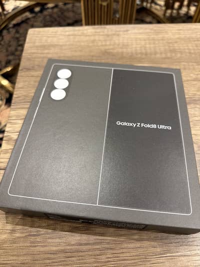 Samsung Mobile Z Fold 8