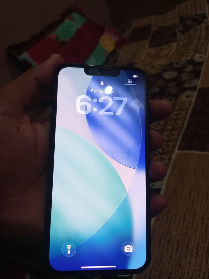 Apple iPhone 13 1