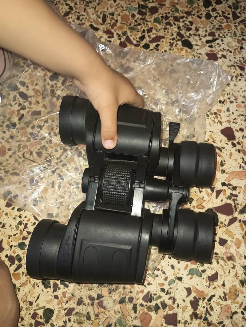 BinoCulars 0