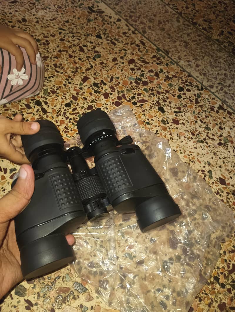 BinoCulars 1