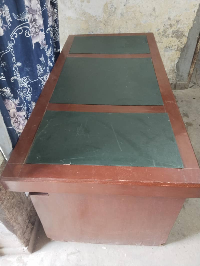executive office table 0