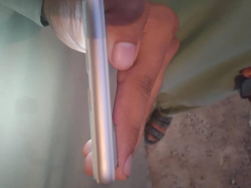 Apple iPhone 7 Plus 6