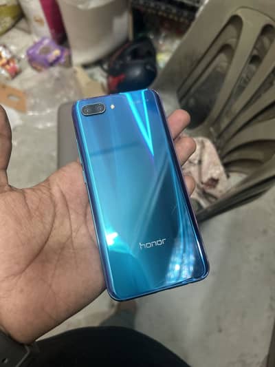 Honor 10