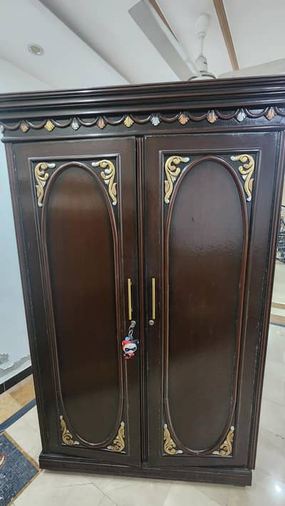 3 Door Cupboard