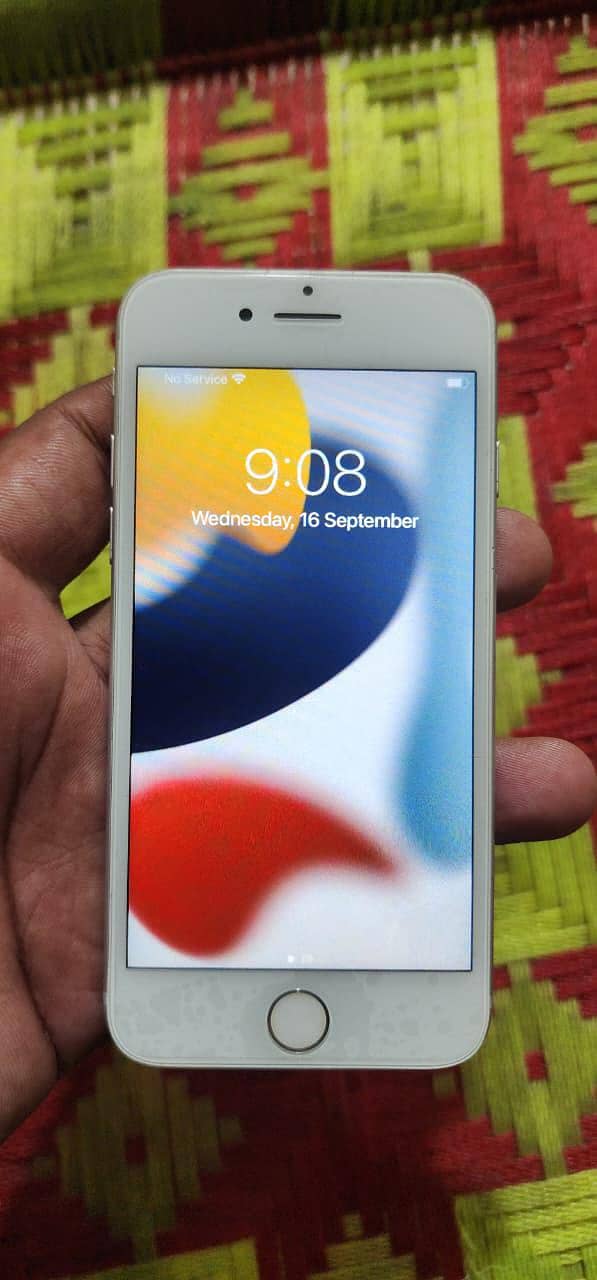 Apple iPhone 7 64Gb 5