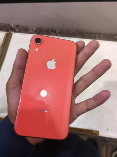 Apple iPhone XR water pack