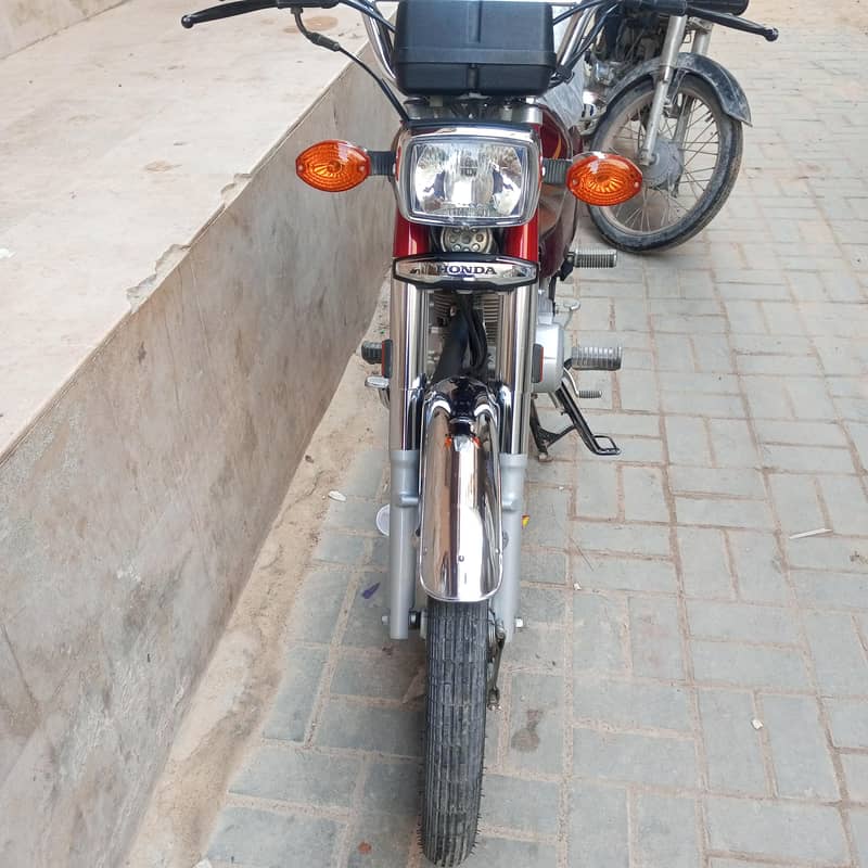 CD 125 CC 2
