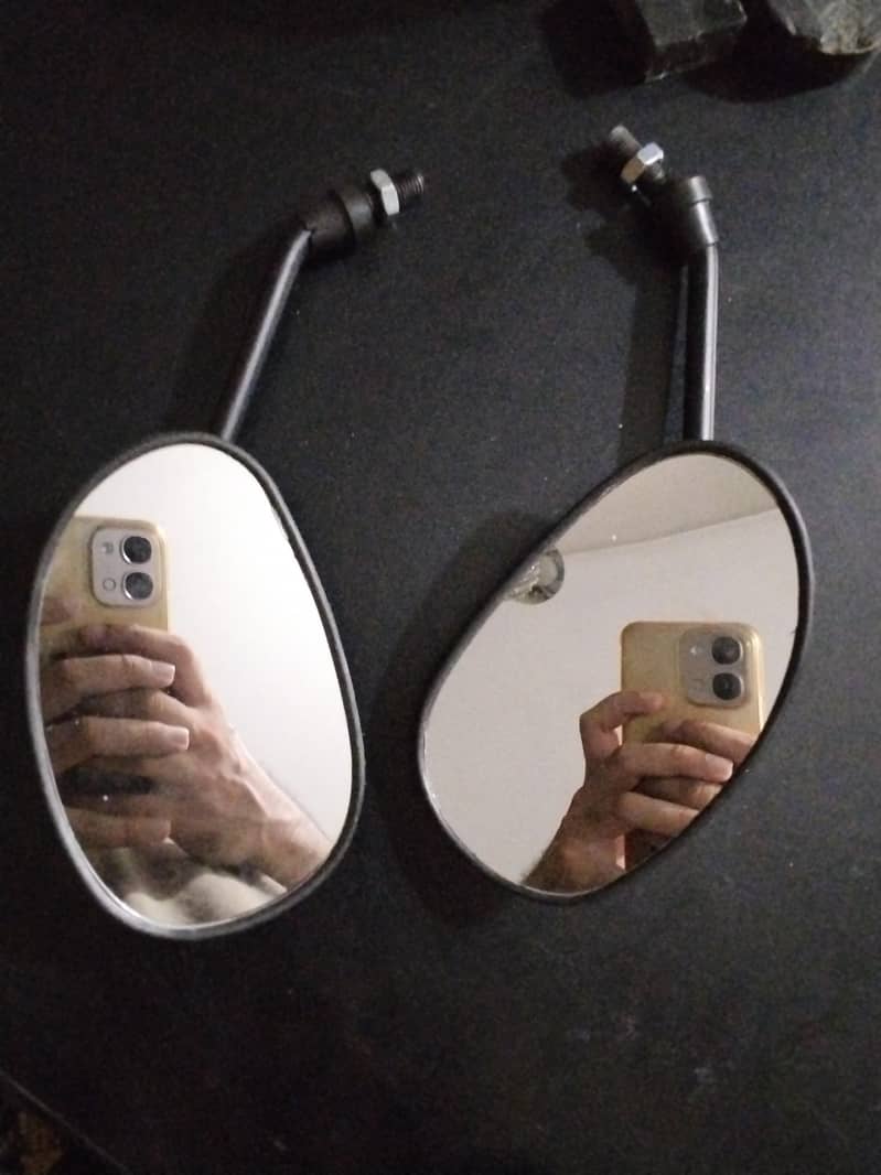 Side mirrors 0