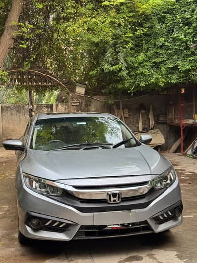 Honda Civic Oriel 1.8 i-VTEC 2017 Model Good Condition