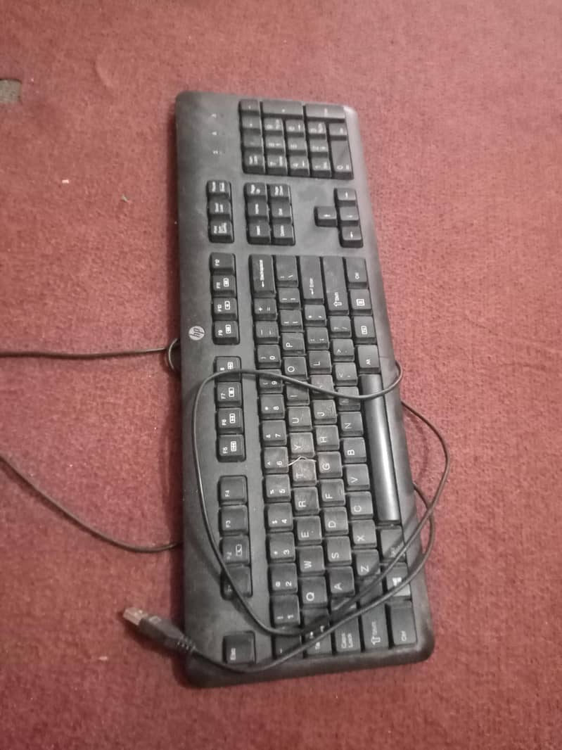 used computer with accessories 5