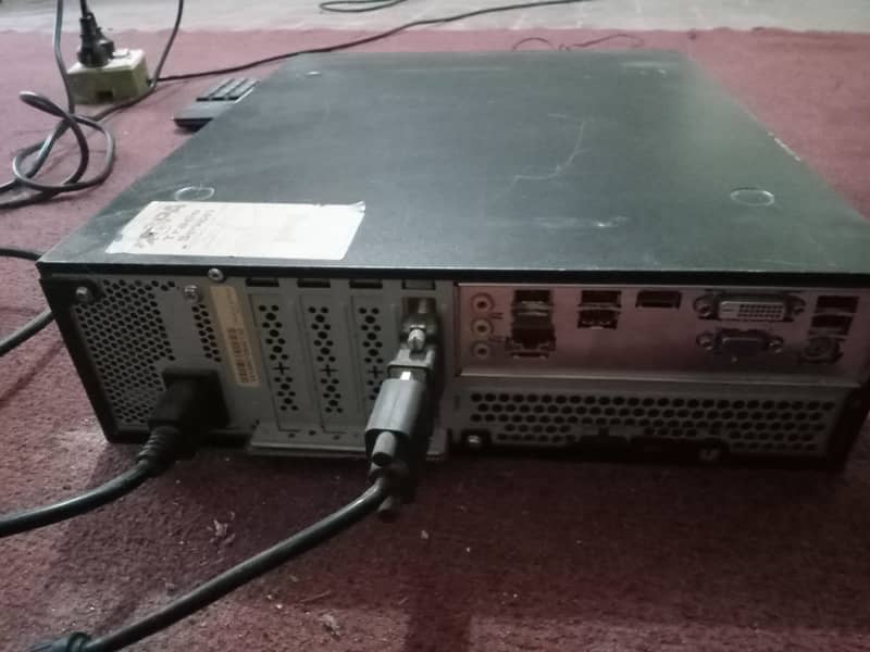 used computer with accessories 9