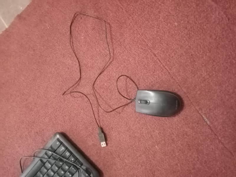 used computer with accessories 11