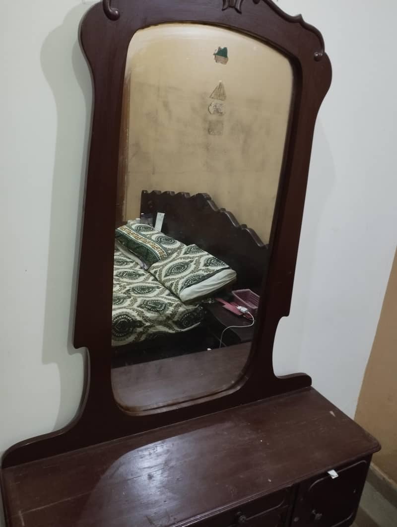 Dressing Mirror 1