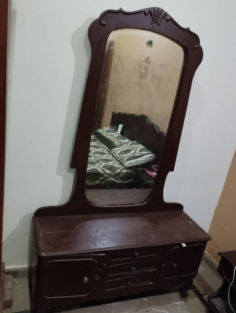 Dressing Mirror 2