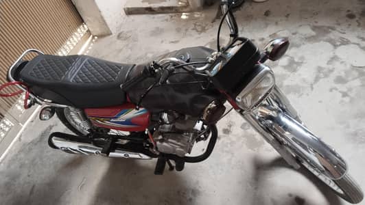 Honda CG 125 2022 Model - Well Maintained