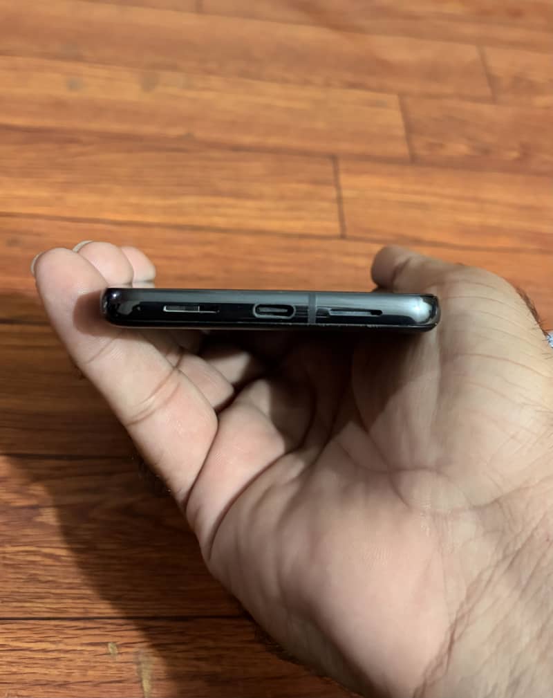 Google Pixel 8 Pro 7