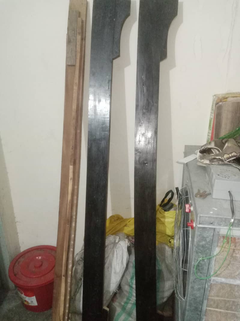 ایک عدد خالی بیڈ سیٹ 3
