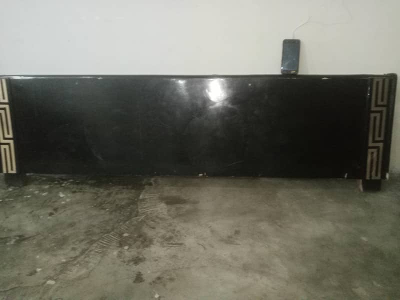 ایک عدد خالی بیڈ سیٹ 9