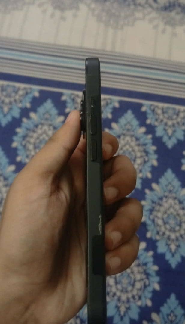 Apple iPhone 14 2