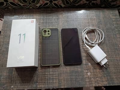 Xiaomi Mi 11 Lite | 8 128GB | Full Box | PTA Approved | Urgent Sale
