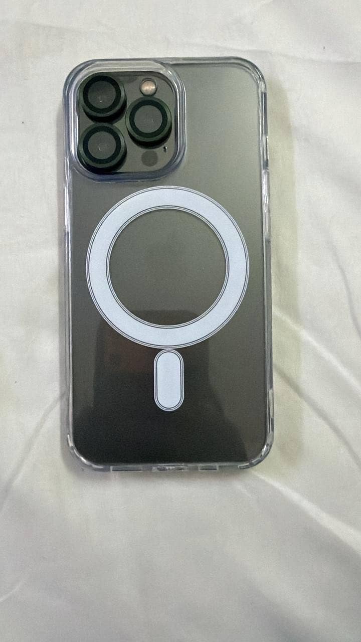 Apple iPhone 13 Pro 0